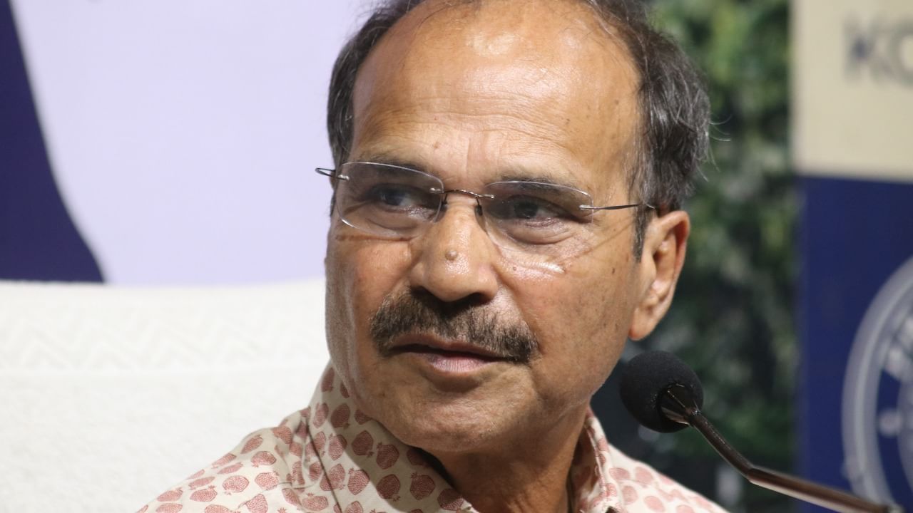 Kolkata rape-murder: WB Congress president alleges parents of victim under virtual house arrest Kolkata rape-murder: WB Congress president alleges parents of victim under virtual house arrest
