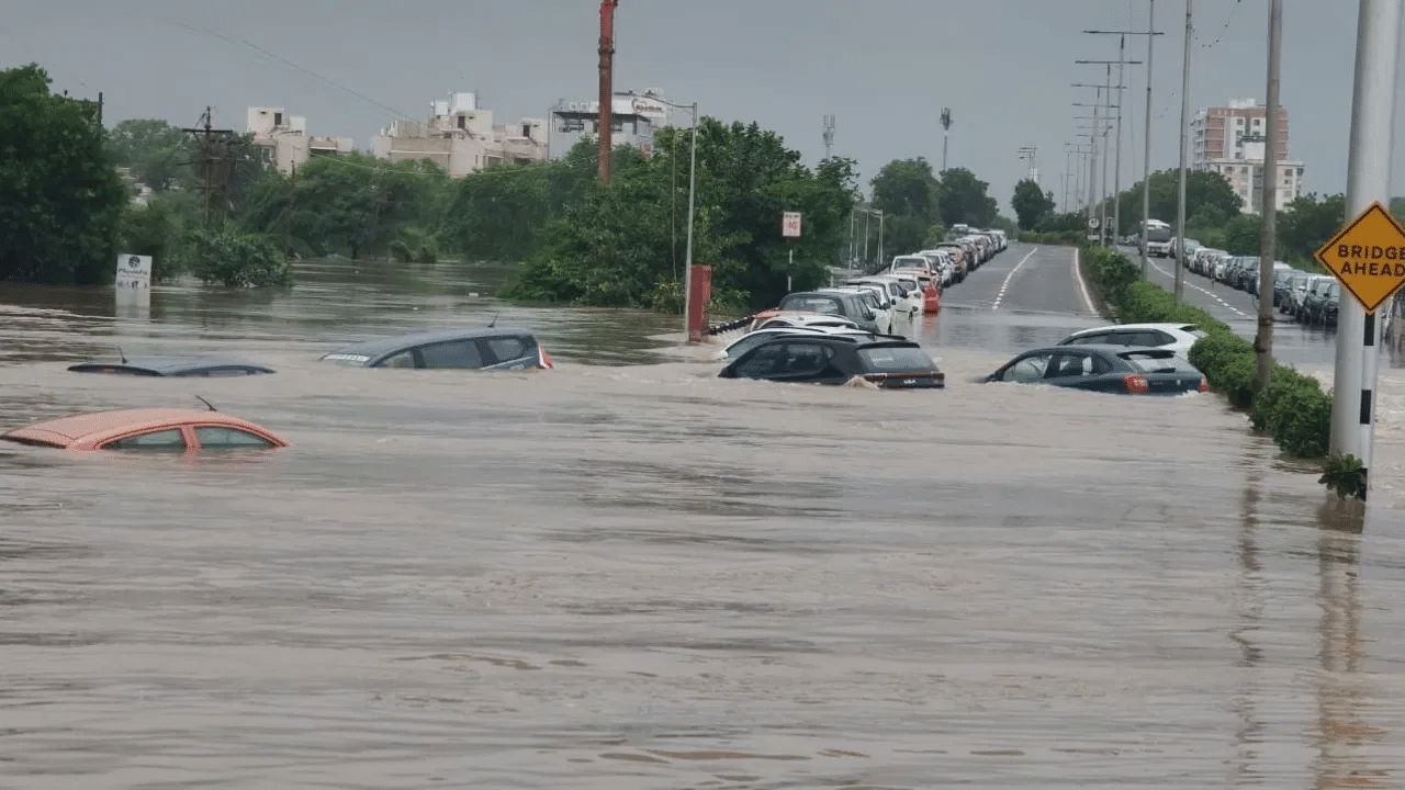 Threat of Cyclone ‘Asna’ looms over Gujarat amid flood crisis – how will it impact the state? Threat of Cyclone ‘Asna’ looms over Gujarat amid flood crisis – how will it impact the state?