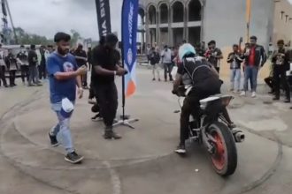 9 booked over dangerous bike stunts on highway in Valsad, organisers in a soup| Video