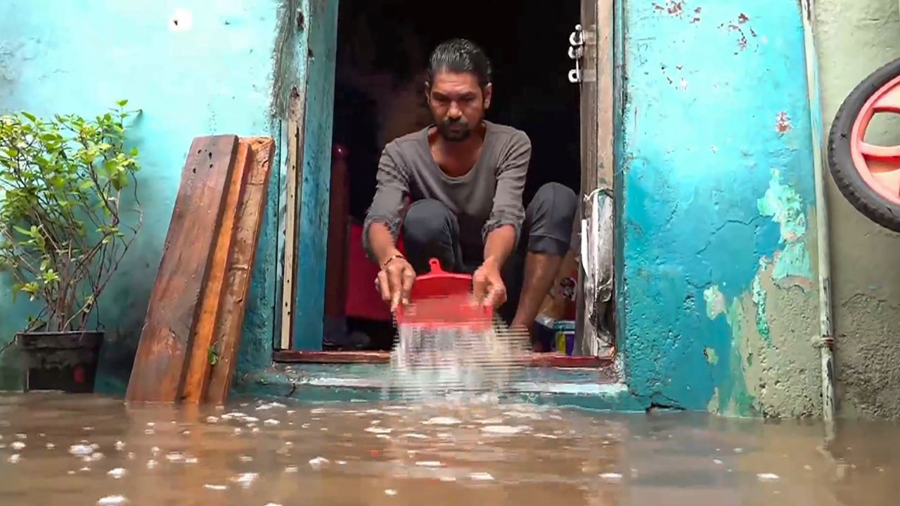 Gujarat braces for more rains, death toll touches 45 Gujarat braces for more rains, death toll touches 45