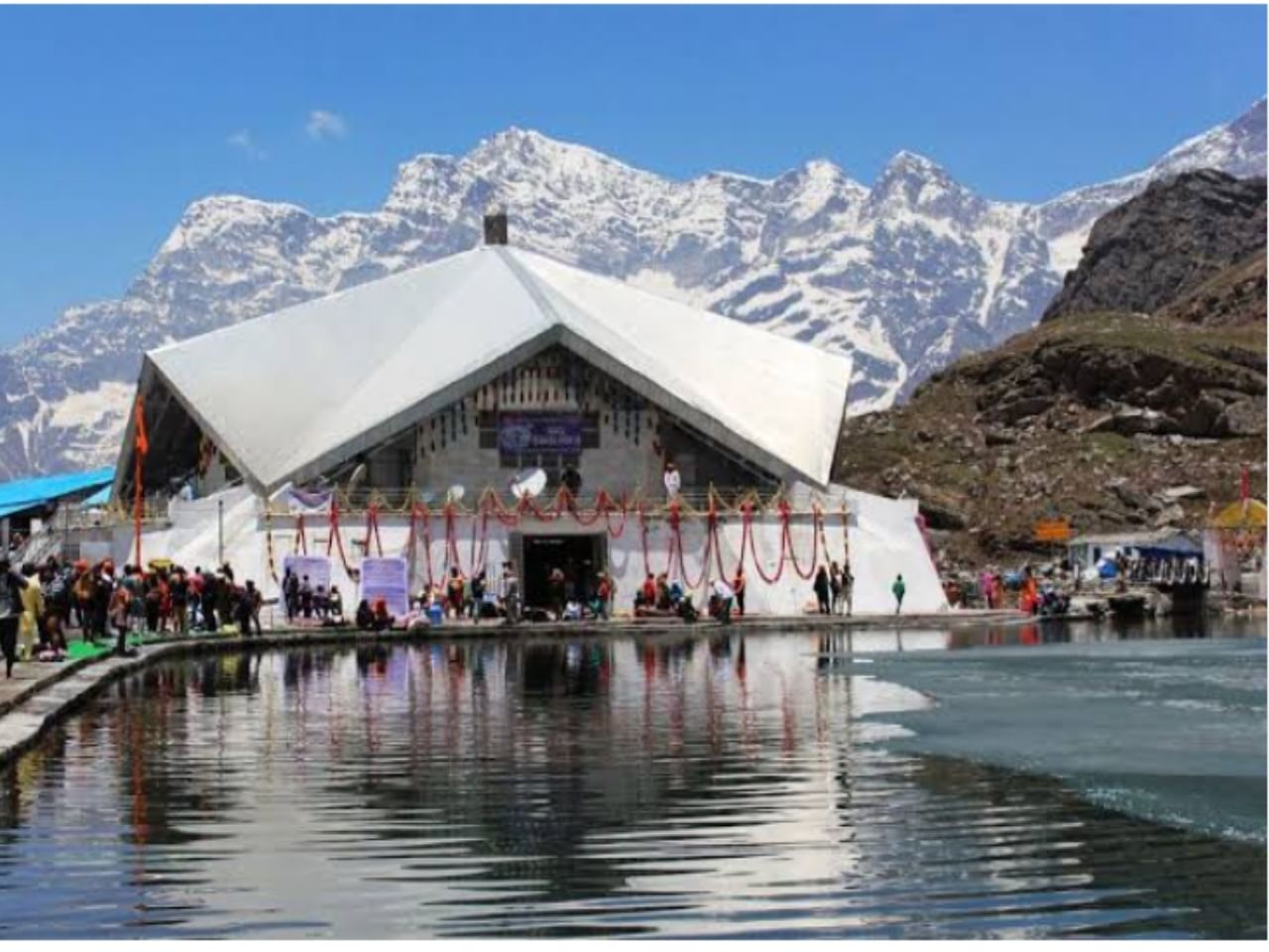 Uttarakhand: Hemkund Sahib portals to close on 10 Oct, over 1.6 lakh pilgrims visited Uttarakhand: Hemkund Sahib portals to close on 10 Oct, over 1.6 lakh pilgrims visited