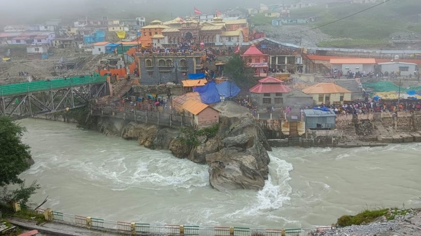 Uttarakhand weather: Heavy rain pounds state, IMD issues yellow alert till 30 Sep 1 Uttarakhand weather: Heavy rain pounds state, IMD issues yellow alert till 30 Sep