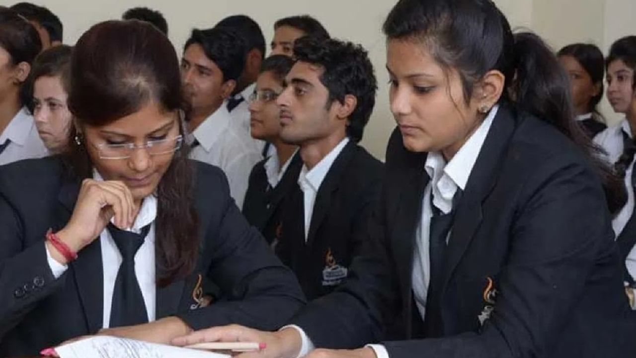 Law students must compulsorily declare criminal antecedents; Bar Council of India Law students must compulsorily declare criminal antecedents; Bar Council of India