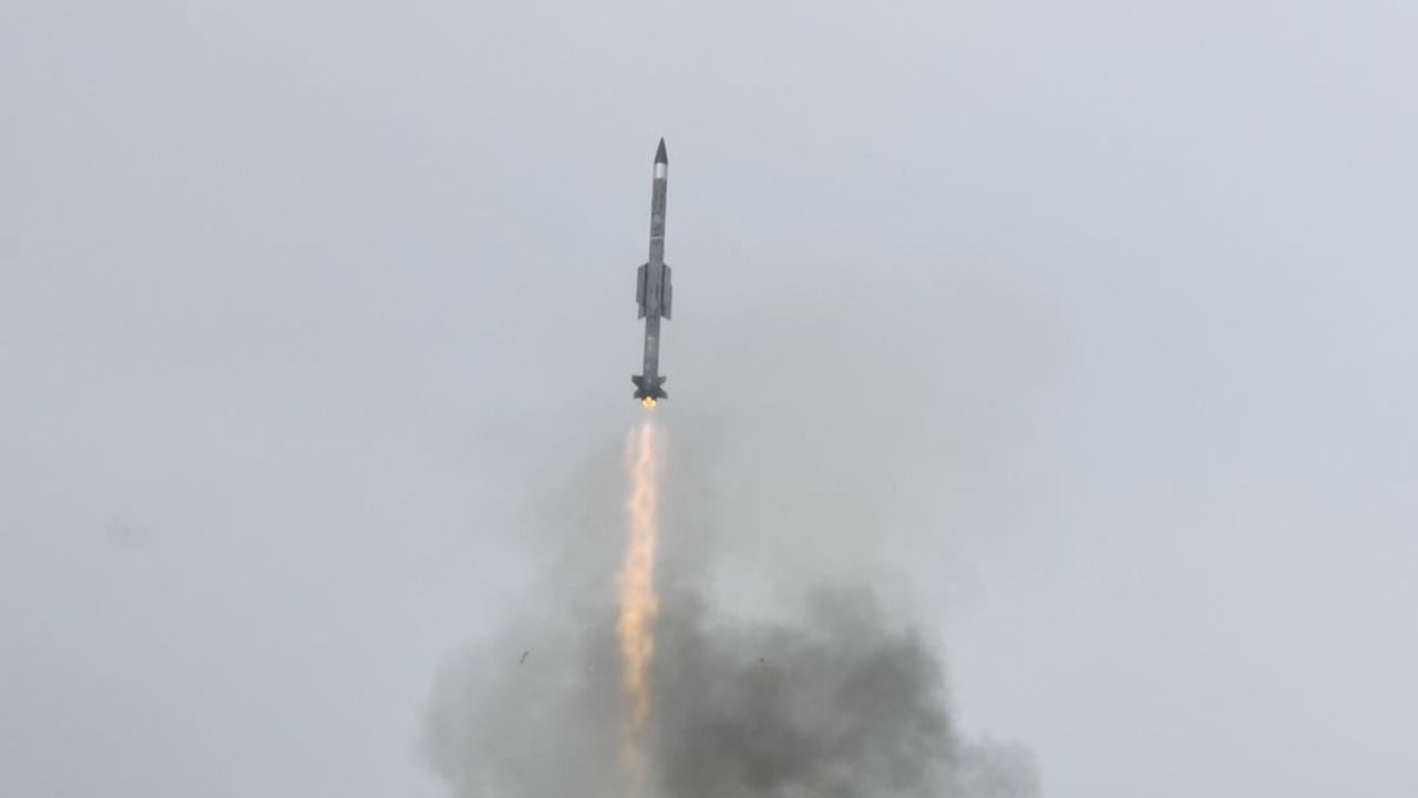 DRDO & Navy successfully test Vertical Launch Short Range Surface-to-Air Missile DRDO & Navy successfully test Vertical Launch Short Range Surface-to-Air Missile