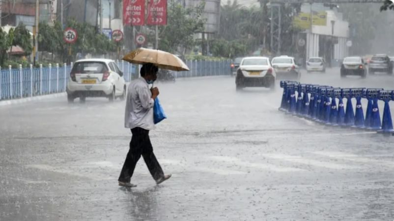 The northeastern states and parts of southern India are likely to experience heavy rainfall, while the northwest and west regions will remain mostly dry. 