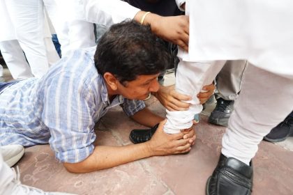 AAP's Saurabh Bharadwaj lays at BJP MLA's feet in request over bus marshals' hiring | India News