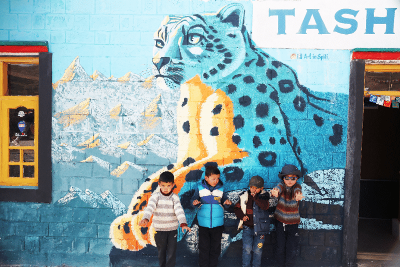 AkzoNobel celebrates the enduring power of paint and human spirit at the World’s Highest Motorable Village 2 AkzoNobels Lets Colour initiative brings Spitis native wildlife like
