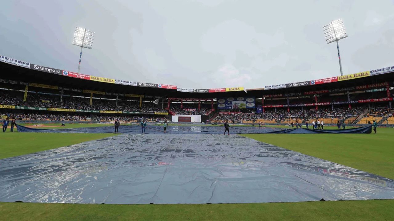 IND vs NZ 1st Test, Bengaluru weather report: Will rain force a draw on Day 5? IND vs NZ 1st Test, Bengaluru weather report: Will rain force a draw on Day 5?