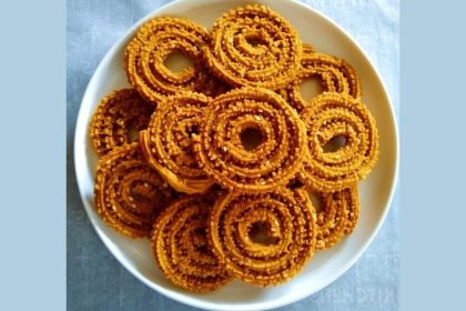 Bhajani Chakli recipe: A crunchy, traditional Maharashtrian snack for Diwali