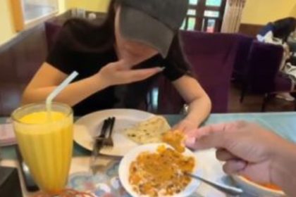 Chinese woman calls Indian food ‘dirty’, changes her mind seconds after eating it