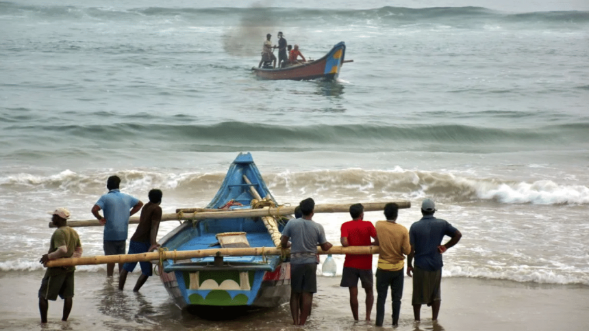 Cyclone ‘Dana’ warning: West Bengal, Odisha on high alert as landfall nears