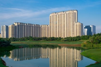 DLF to enter Mumbai’s real estate with its 1st SRA project in Andheri by March 2025