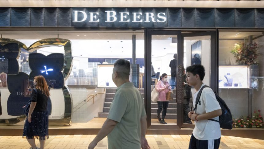 How the Diamond Industry Fools You