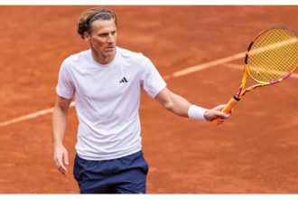 Former Manchester United forward Diego Forlan to make ATP Tennis debut at 45