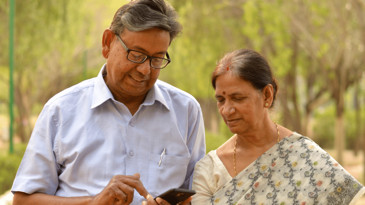 Life certificate: How can sr citizens submit Jeevan Pramaan certificate online Life certificate: How can sr citizens submit Jeevan Pramaan certificate online