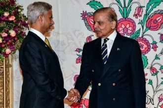 Dinner diplomacy: Jaishankar exchanges pleasantries with Pak PM ahead of SCO meet