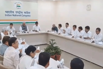 Dispute in MVA over Mumbai-Vidarbha seats? Here’s why Rahul Gandhi exited CEC meeting