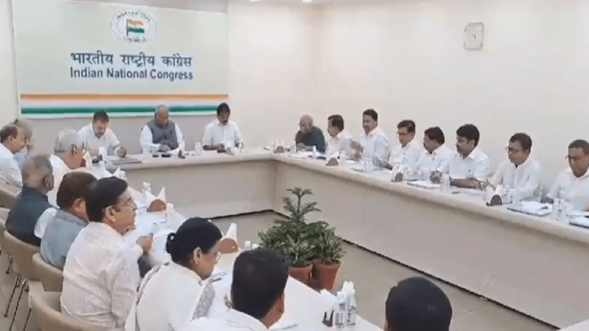 Dispute in MVA over Mumbai-Vidarbha seats? Here’s why Rahul Gandhi exited CEC meeting