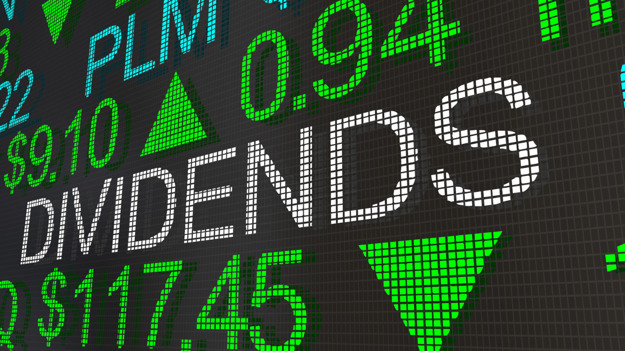 Infosys fixes Q2 dividend at Rs 21/share, ups revenue guidance: shares jump Infosys fixes Q2 dividend at Rs 21/share, ups revenue guidance: shares jump