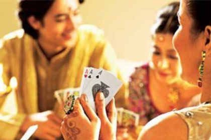 Diwali card party invite ideas and templates: Plan the perfect festive night