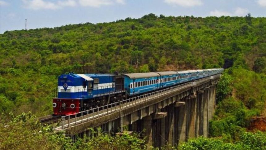 Festival Special Trains for Diwali, Chhath Puja: Railways to operate 7000 trains 1 Festival Special Trains for Diwali, Chhath Puja: Railways to operate 7000 trains