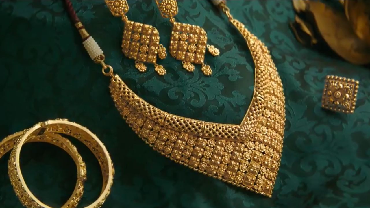 Gold Price Today in India: Yellow metal rates touch all-time high of Rs 82,000/ 10 gm Gold Price Today in India: Yellow metal rates touch all-time high of Rs 82,000/ 10 gm