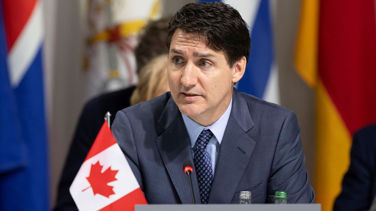Unhappy Canada legislators ask Justin Trudeau to resign over poor poll show