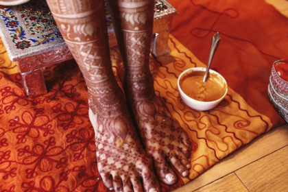Top 5 elegant Karwa Chauth mehndi designs for feet