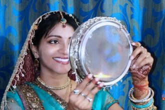 Moonrise timing today in Bareilly: Celebrate Karwa Chauth with family and tradition