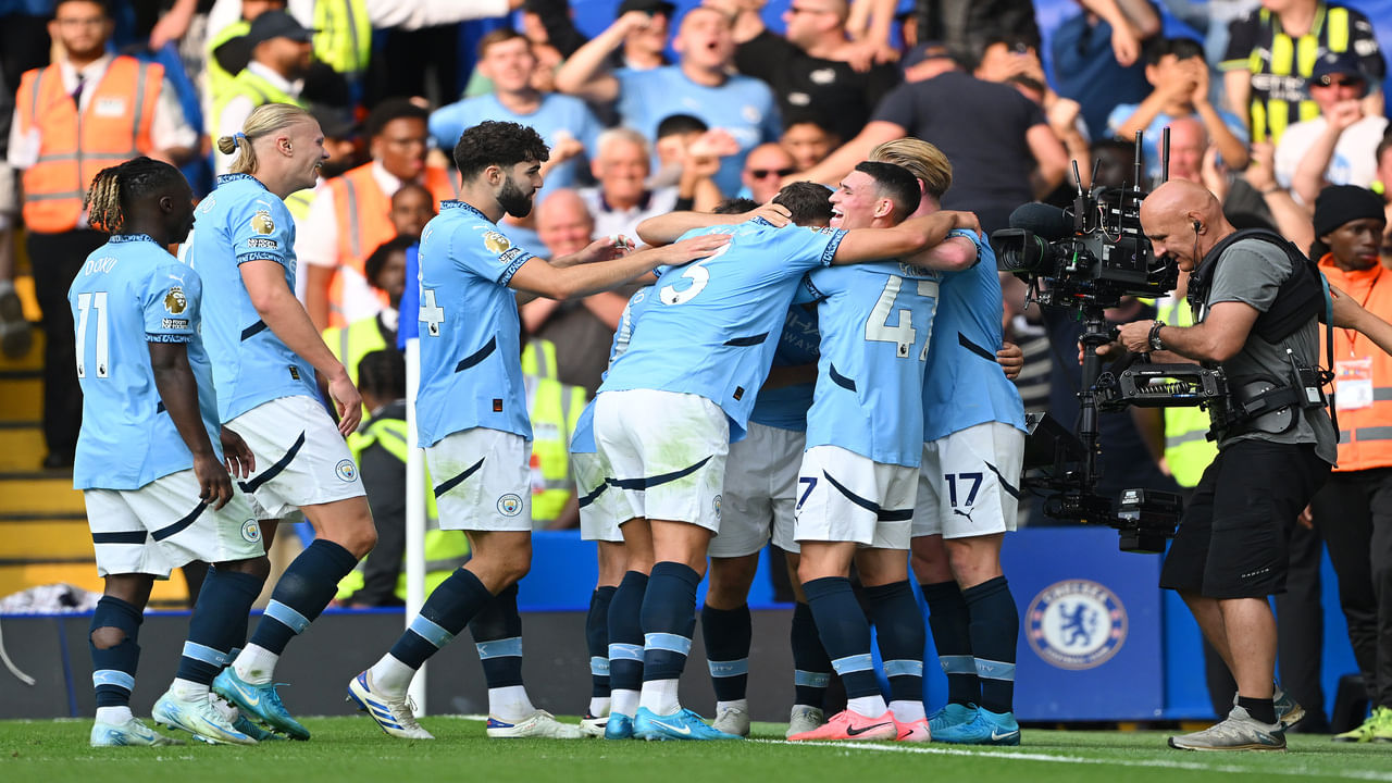 Premier League: Manchester City set a new record in their last-gasp win over Wolves