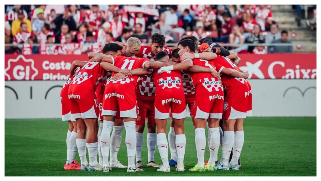 Girona side in a hurdle (Via @GironaFC) 