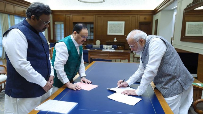 PM Modi becomes first active member of BJP’s ‘Sakriya Sadasyata Abhiyan’