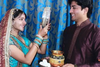 Moonrise time in Ghaziabad: Karwa Chauth Chand Timing on 20 October 2024