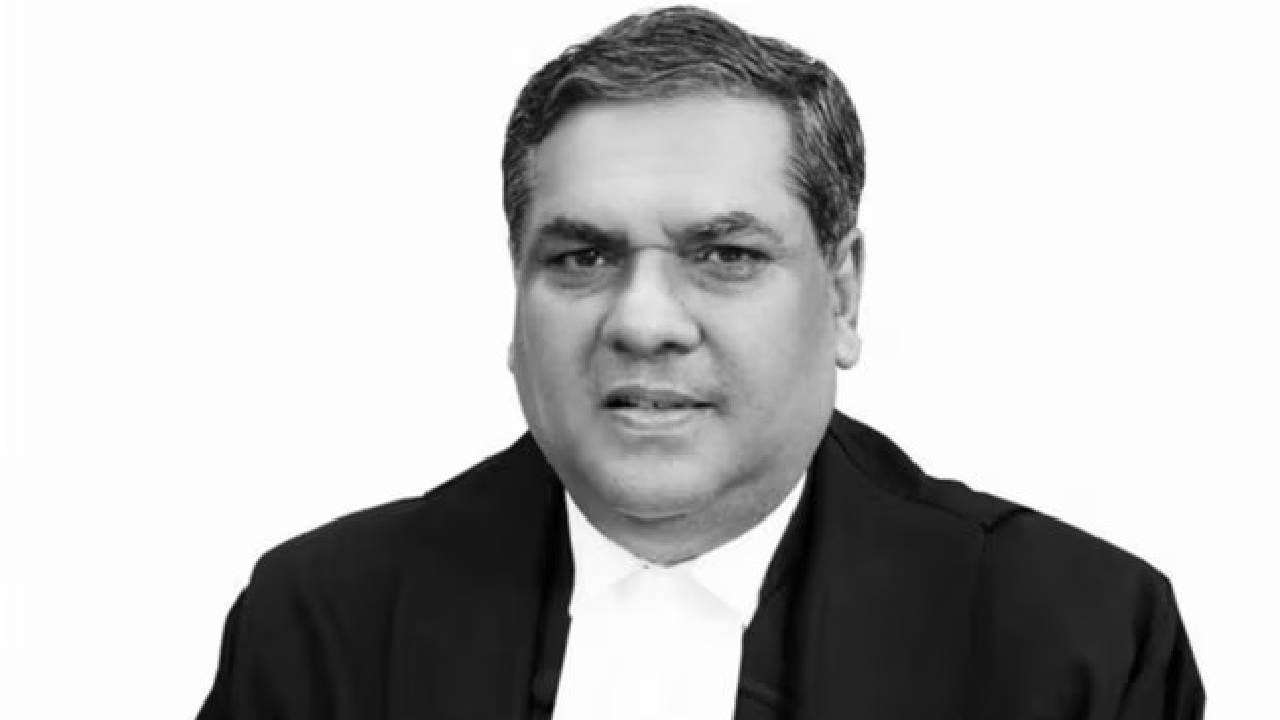 Justice Sanjiv Khanna appointed next Chief Justice of India; oath on November 11 Justice Sanjiv Khanna appointed next Chief Justice of India; oath on November 11