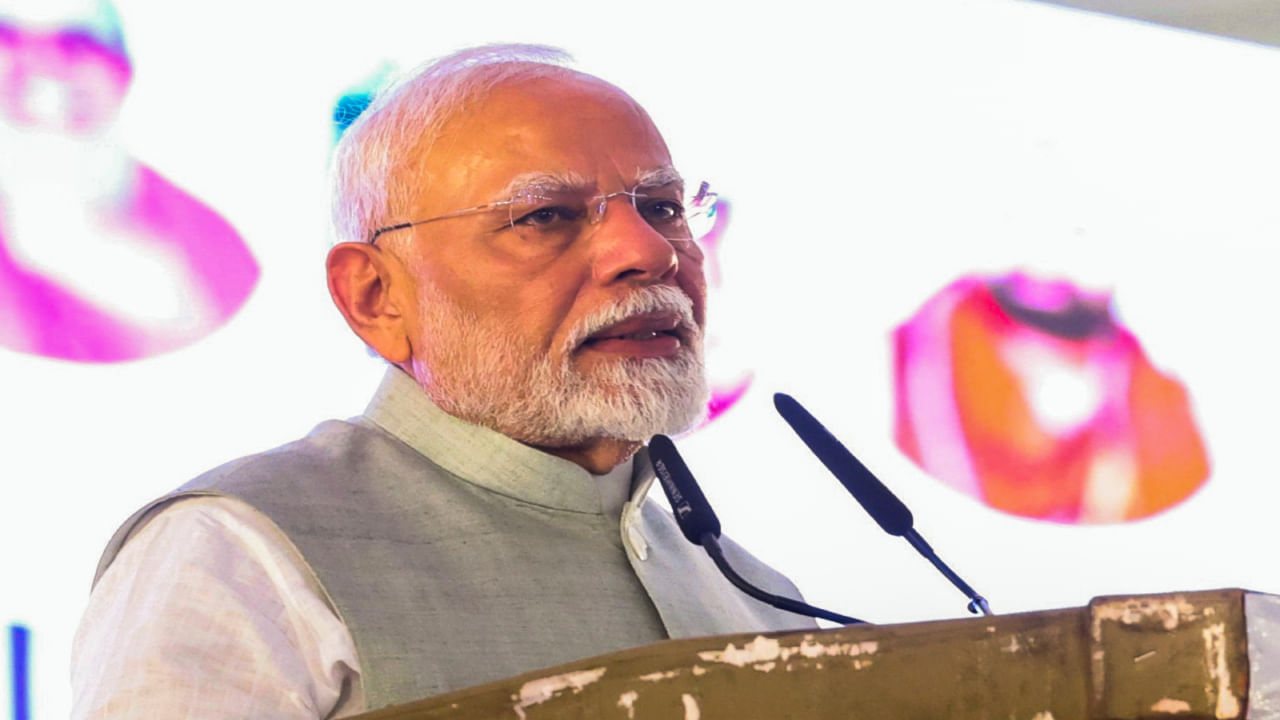 PM Modi promises transformation in Jharkhand with focus on development | Key Points