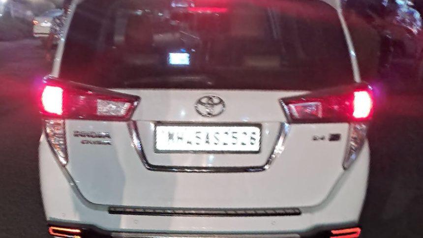Maharashtra: Rs 5 crore seized from car in Pune, Raut claims Shinde’s MLA involved