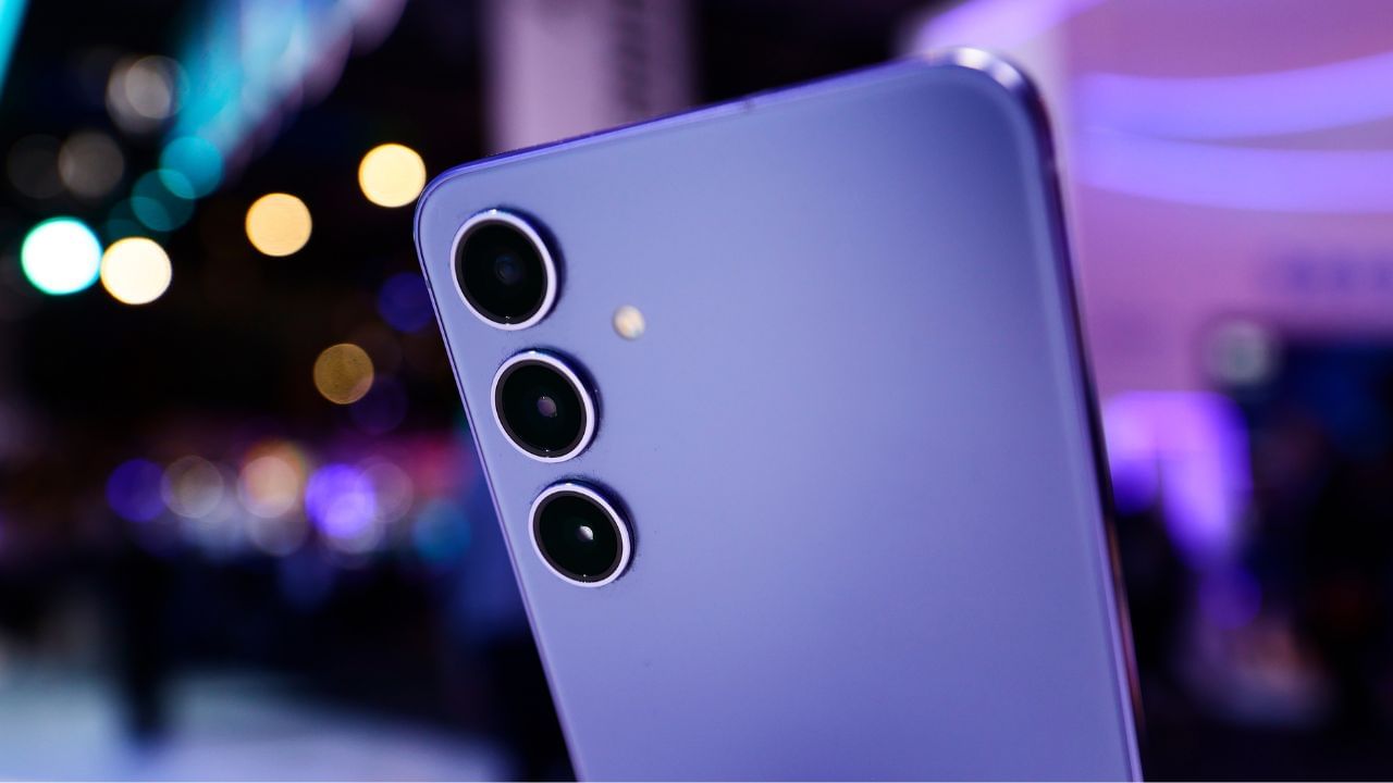 Samsung Galaxy S25, S25 Plus Colours Leaked! What’s Different From Galaxy S24 Samsung Galaxy S25, S25 Plus Colours Leaked! What’s Different From Galaxy S24