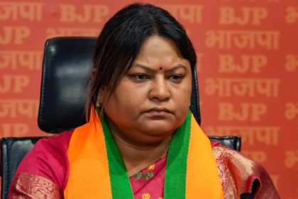 BJP’s Sita Soren breaks down over Irfan Ansari’s ‘derogatory’ remarks