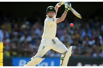 Australia must not repeat mistake of making Steve Smith open vs India, says Clarke