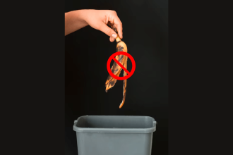 Stop throwing away Banana Peels! Here are 12 Genius uses 7 Stop throwing away Banana Peels! Here are 12 Genius uses