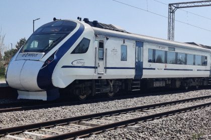 Varanasi-Delhi Vande Bharat Express pelted with stones in Kanpur, case lodged | India News