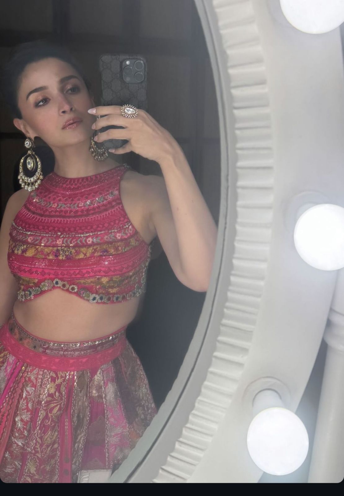 Manish Malhotra’s Diwali bash: Glamour, elegance, and star-studded affair 2 alia bhatt at manish malhotra party