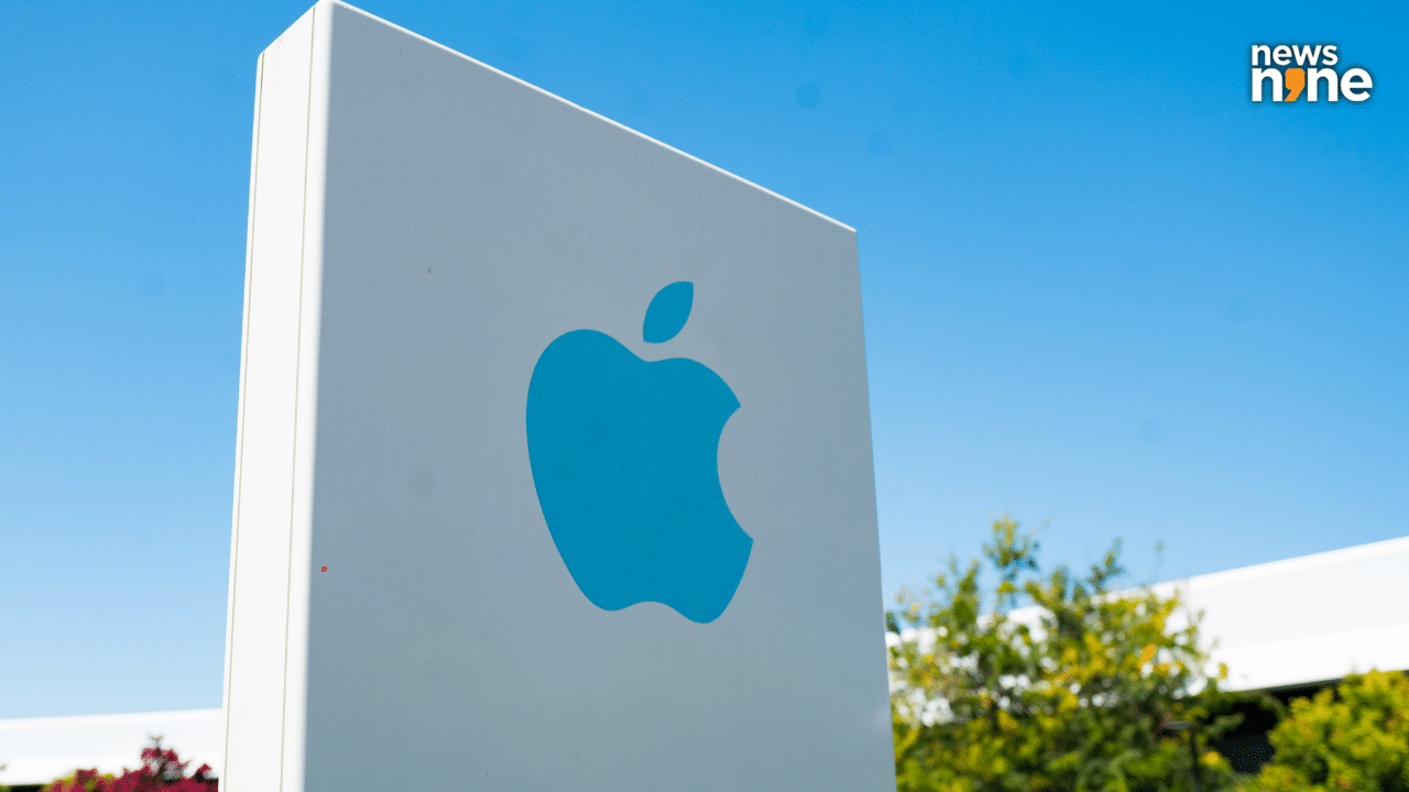 Apple Faces Senior-Level Exits: Chief People Officer and Key Executives Depart