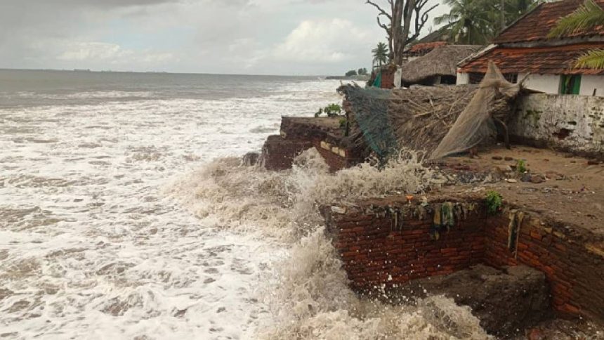 Heavy rains continue in Andhra as depression over Bay of Bengal crosses coast