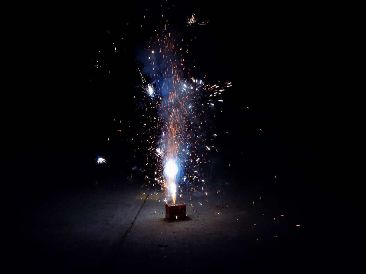 Diwali 2024: No firecrackers in Mumbai after 10 pm, says BMC | Check advisory