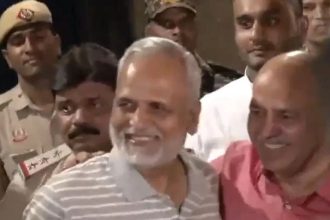 AAP leader Satyendar Jain walks out of Tihar Jail, receives warm welcome