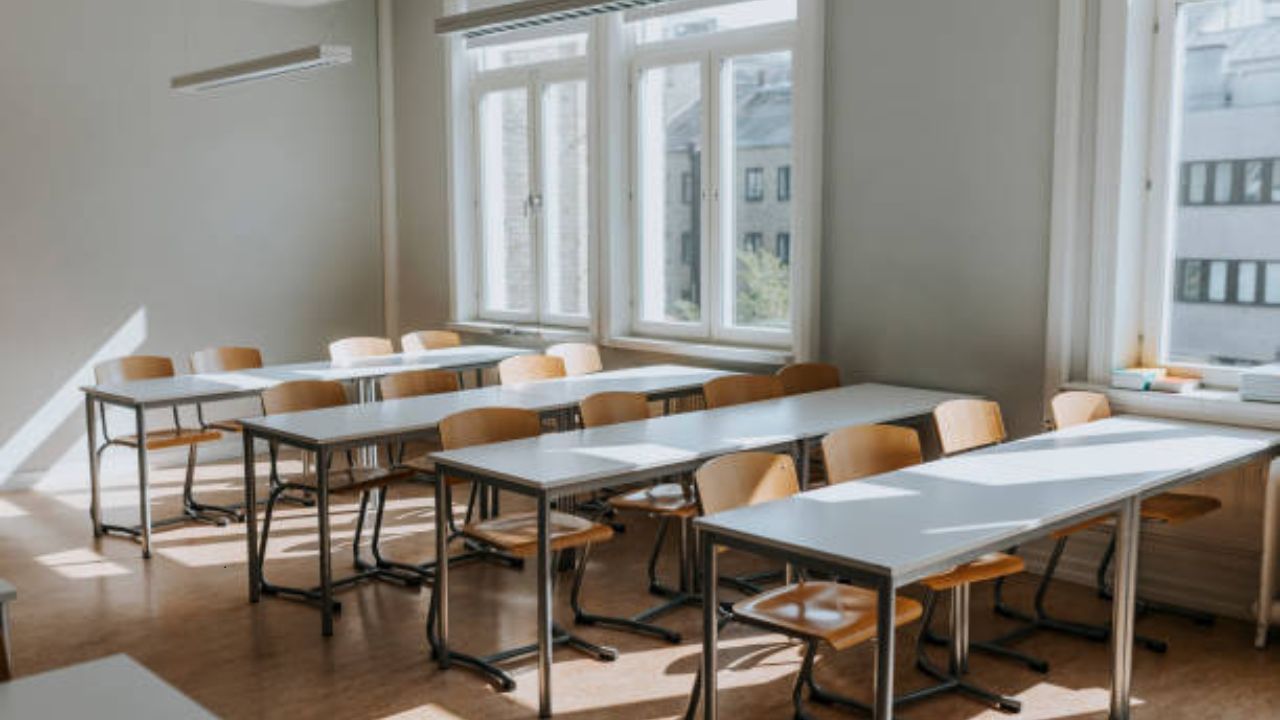 Cyclone Dana School Holiday: Jharkhand schools closed today; check list of districts