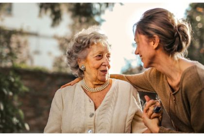 World Menopause Day: What are the early signs of osteoporosis in women?