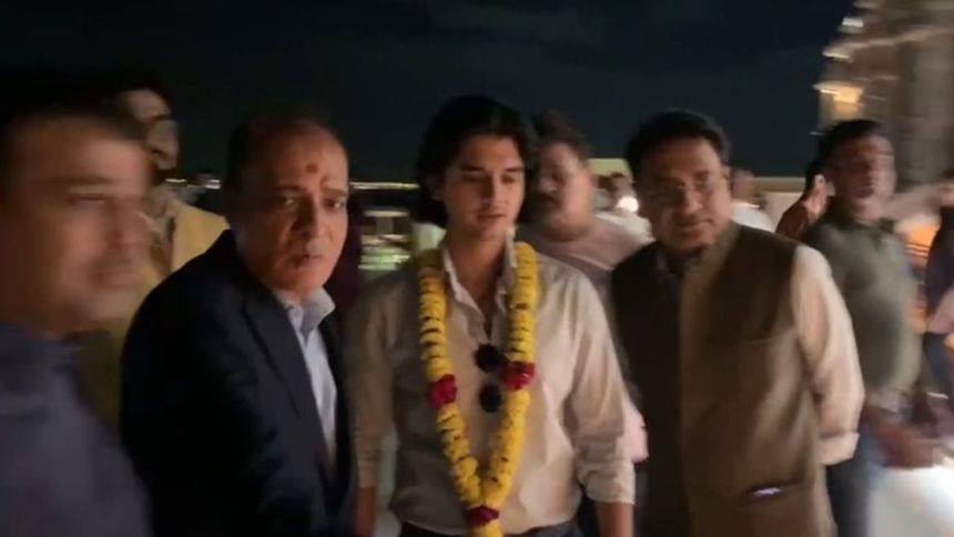 Mahanaryaman Scindia offers prayers at temple inaugurated by PM Modi in Dubai | Watch