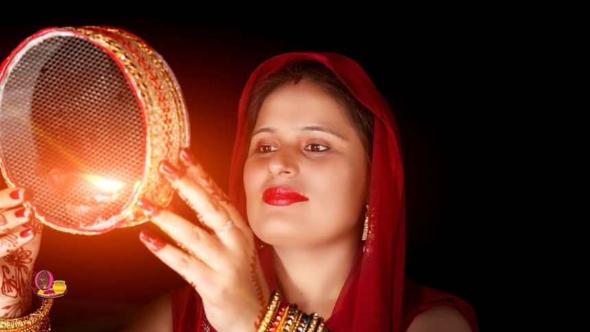 Moonrise today time in Prayagraj: Chand Nikalne Ka Time for Karwa Chauth 2024